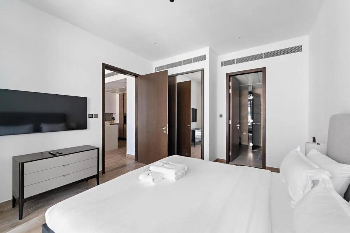 Apartament Stonetree - Luxurious 1Br At Jumeirah Living Marina Gate Dubaj